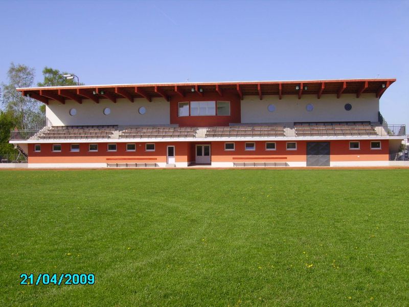 Fotogaléria Sociálne zariadenie, tribúna - futbalový štadión Strážske (6) Sociálne zariadenie, tribúna - futbalový štadión Strážske