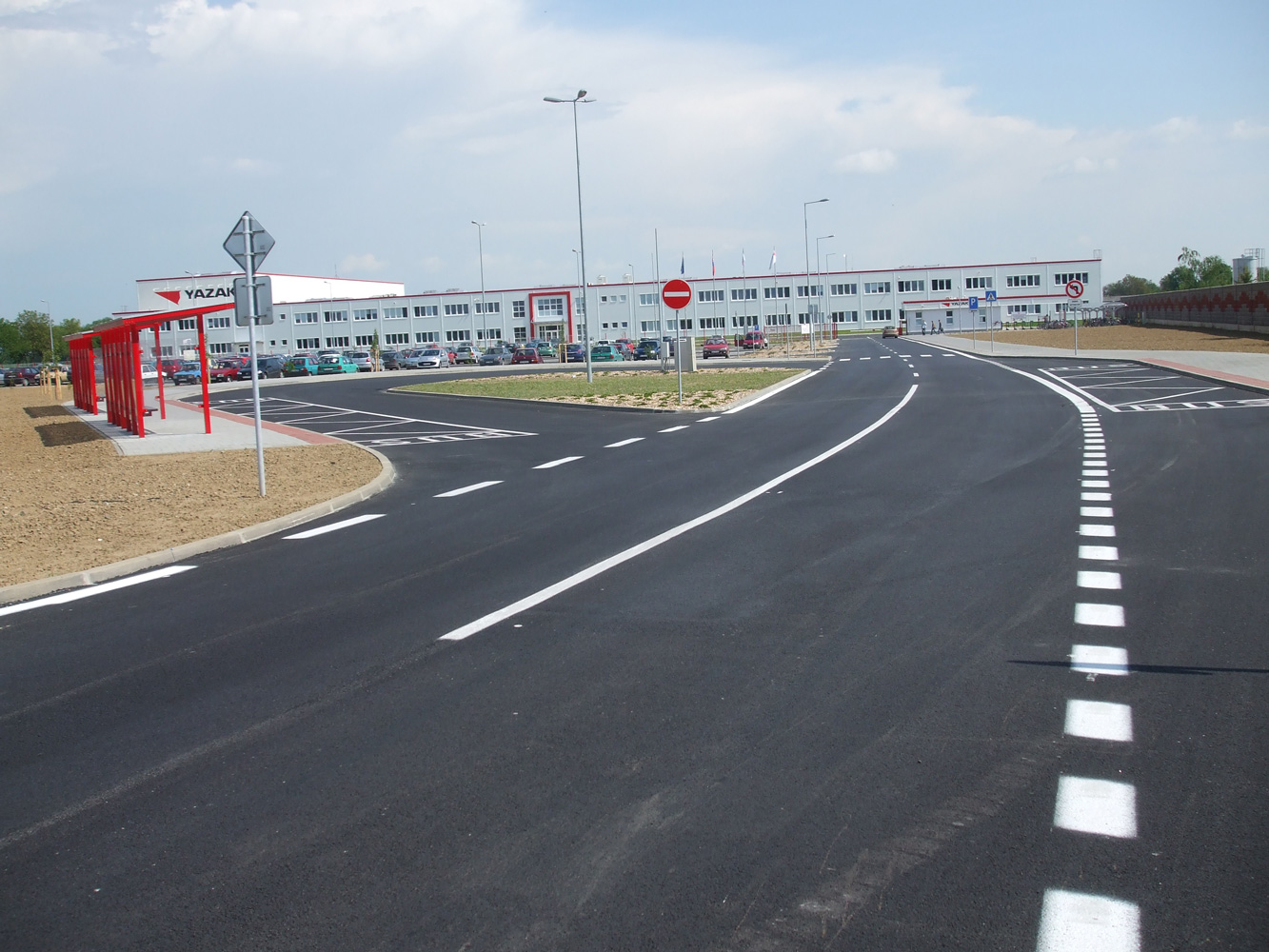 Fotogaléria Výrobný závod Yazaki v Michalovciach a externá infraštruktúra (4) Výrobný závod Yazaki v Michalovciach a externá infraštruktúra